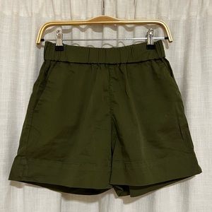 Women’s Shorts - Medium Green